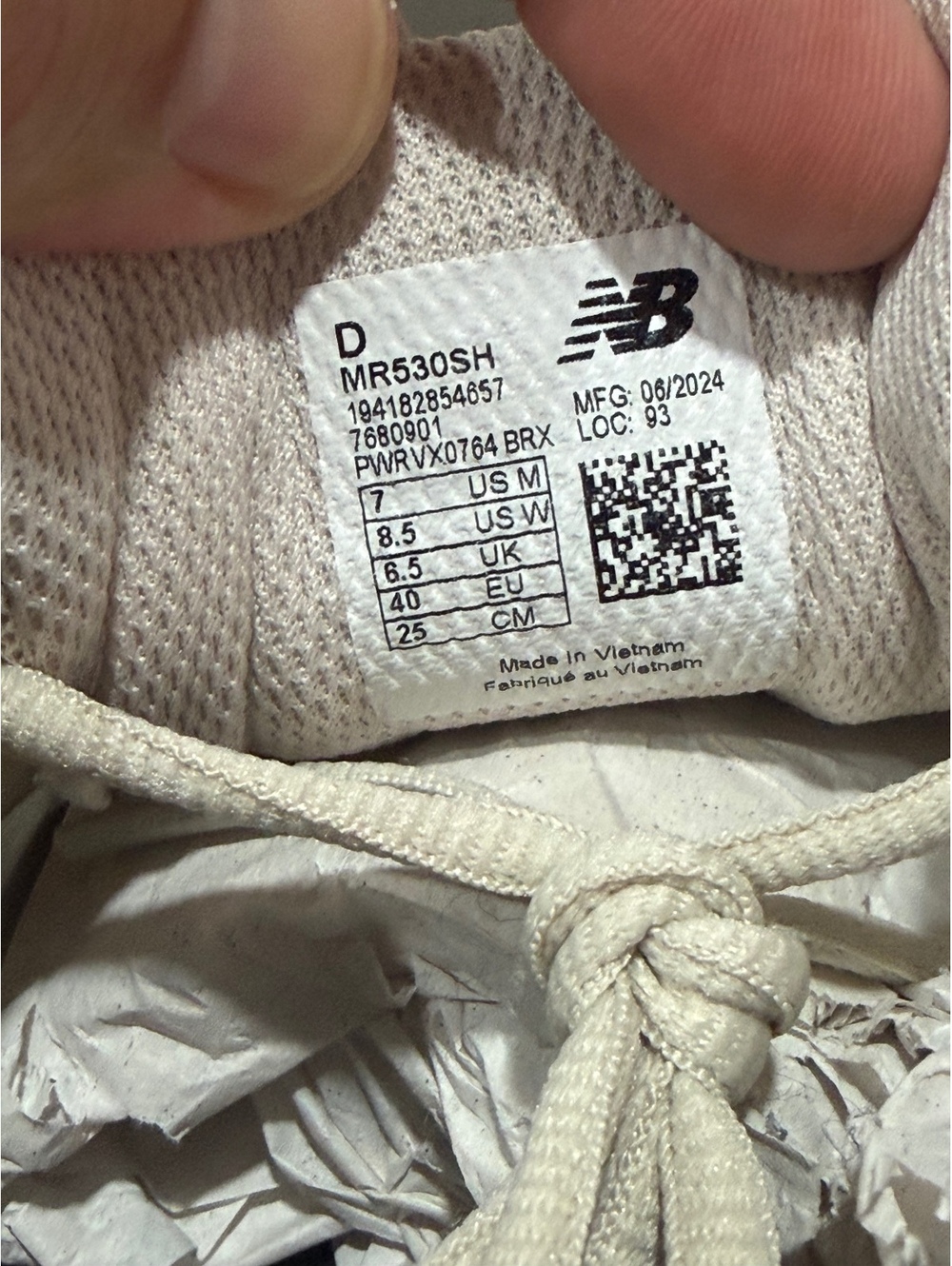 Size 8.5 - New Balance Women’s 530 “Ivory” - Picture 6 of 6